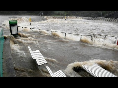 WAVES Destroyed the Boats! 🌊 Severe Storm on the coast of Ayvalik, Turkey