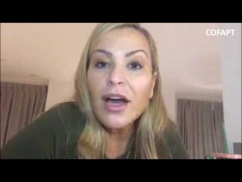 Anastacia - On Periscope from Borehamwood, UK - 18122016