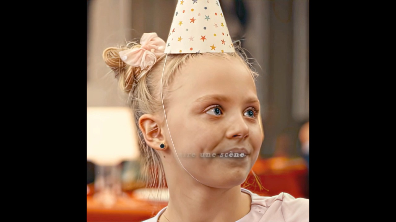 Il refuse de servir les filles handicapées. #film #syorts #movie #foryou