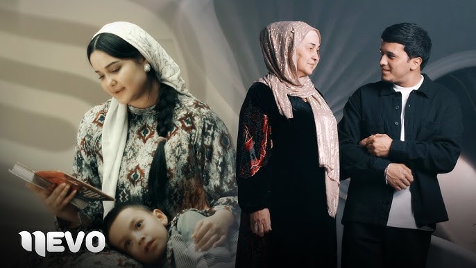 Qora tanli erkak oq ayol suratini sikmoqda Qaysi Sims porno sahnalari bor?