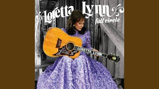 Vignette de la vidéo "Loretta Lynn - Whispering Sea"