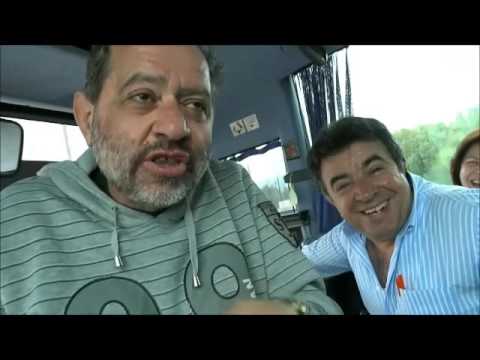 Βίντεο: Ταξιδεύοντας με λεωφορείο κατά μήκος του Golden Circle