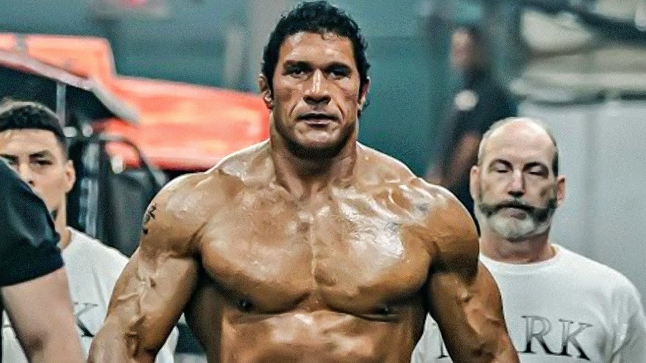 Чемпион UFC победил всех соперников но судьба сломала его жизнь ("Крушащая машина" Краткий пересказ)