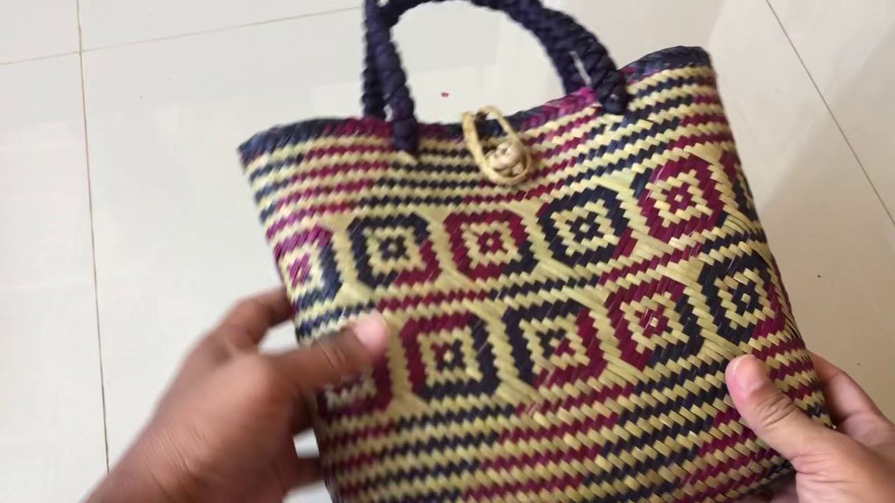  Tas  Tangan Motif Warna Bahan Baku Purun  Kalimantan Motif 