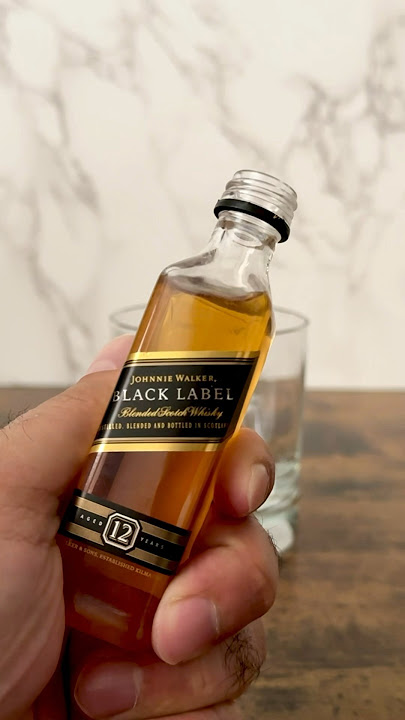 Johnnie Walker Black Label #whiskey #scotch #happyday #cheers  #cheerstotheweekend #cheerstolife