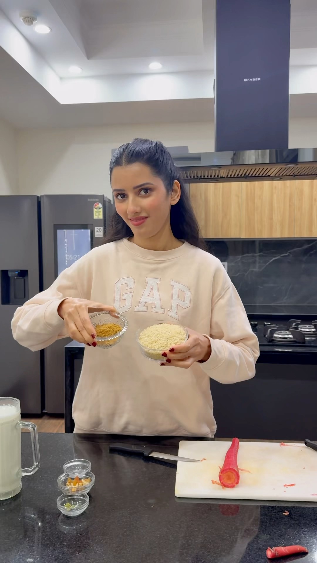 Thand Mein Zarur Khaaye Gajar Ki Kheer ? #neetubisht #minivlog #trending #trendingshorts