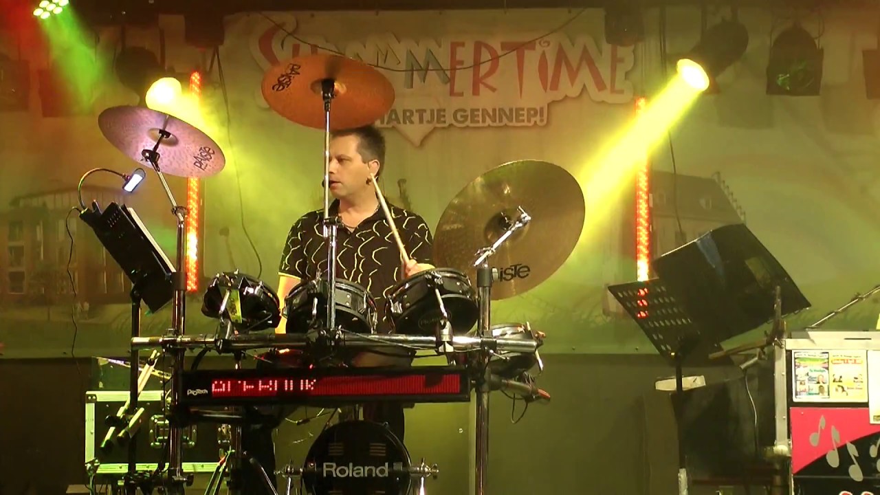 SUMMERTIME GENNEP...  THE MOONLIGHTS...   [11-08-2018]   [3]