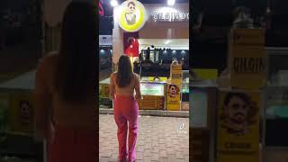 Çılgın Dondurmacı Efsane Dans