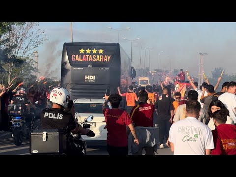 Konya’da Şampiyon Galatasaray’a Muhteşem Karşılama ! Tarih Yine Şampiyonu Yazacak ! Meşaleler Yandı