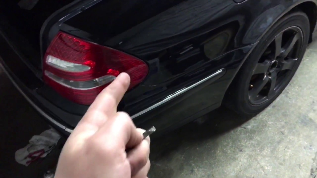 How To Open Mercedes C300 Trunk Without Key? Update New - Abettes