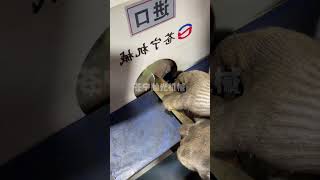 uymmetrical grinding of both sides of the parting line of the hardware tools,#welding#machinel