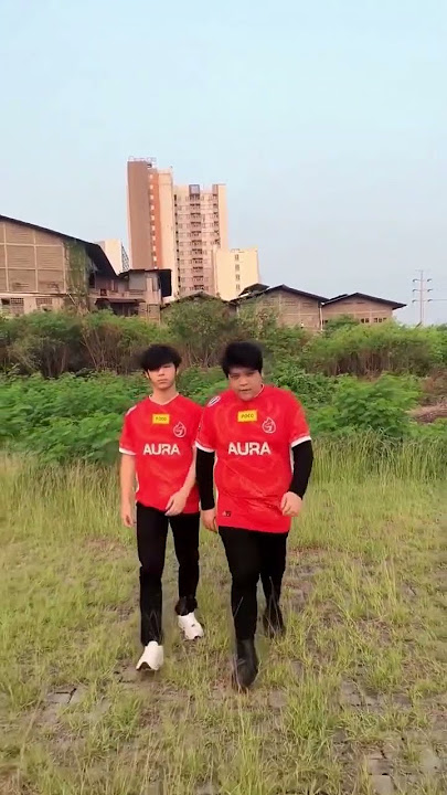  Roster Aura Fire
