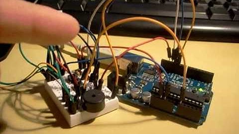 Arduino motion detector with alarm v1