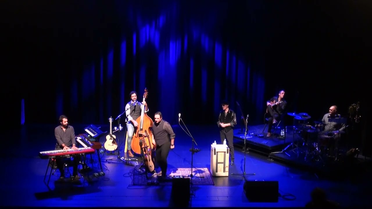 MONDA feat. VITORINO SALOMÉ - Menina Estás à Janela (live)