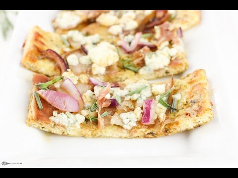 Low Carb Pizza Recipe with Pears & Prosciutto