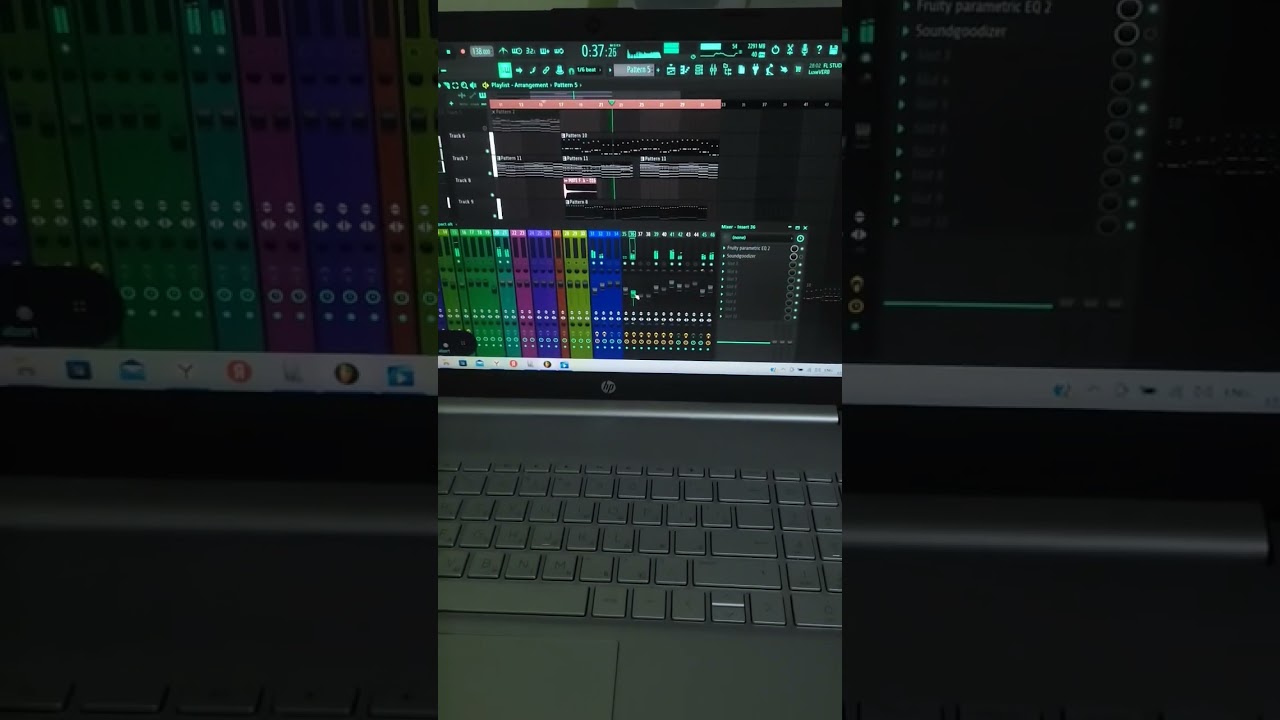 UPLIFTING DROP +BUS MIX 