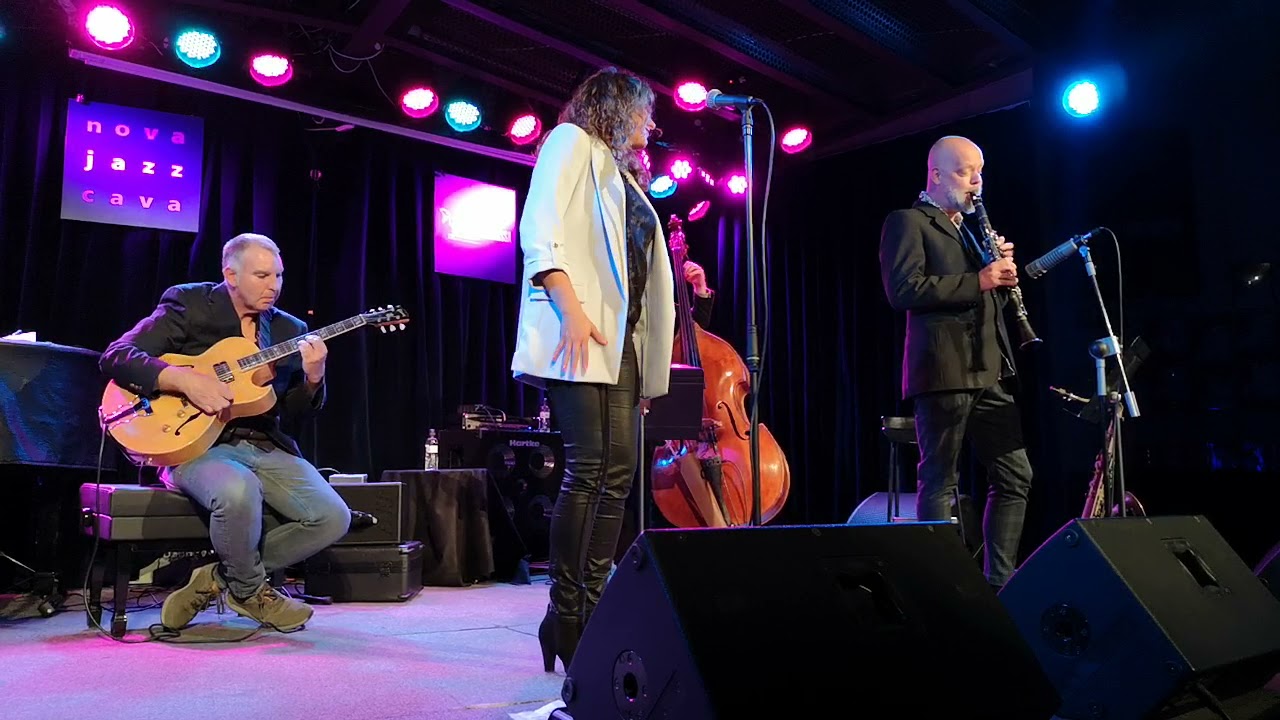 Ver "Route 66", Marian Barahona Quintet, Nova Jazz Cava. no YouTube Ver "Route 66", Marian Barahona Quintet, Nova Jazz Cava. no YouTube