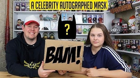 THE BAM BOX Pop Culture - August 2019 - Celebrity Autographed Mask In Every Box - UK