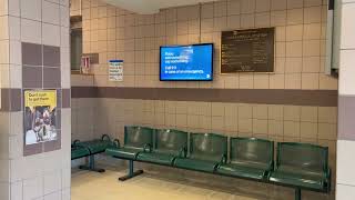 Waiting Room in Massapequa Train Station/马萨佩夸火车站候车室/Poczekalnia na stacji kolejowej w Massapequa