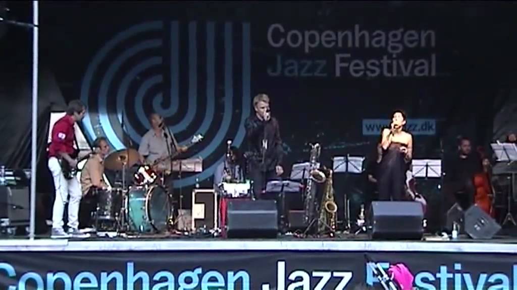 Offpiste Gurus Extreme playing "The Secretary" (Væring/Lundin)