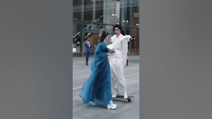 Chengdu Hanfu little brother learn about Hanfu - DayDayNews