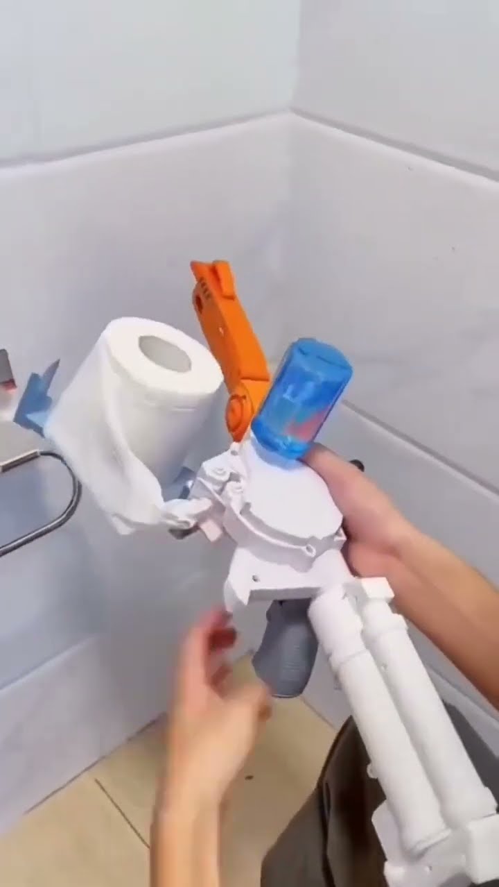 Wet Roll Paper Toy Shooting Gun ?mavigadget