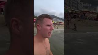 Kurt dips in La Guaira 🇻🇪
