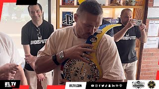 OLEKSANDR USYK KISSES THE WBC UNDISPUTED BELT ONE DAY BEFORE THE TYSON FURY FIGHT