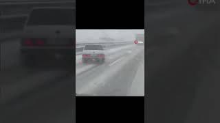 Kar Yağışı İstanbulda Kazalara Sebep Oldu İşte O Anlar