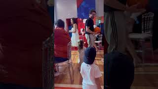 Jogando Basquete Com Papai