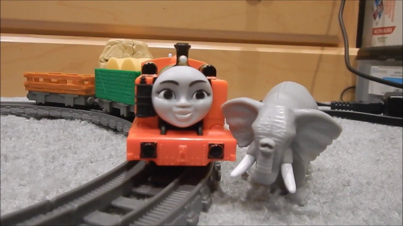 trackmaster nia and elephant