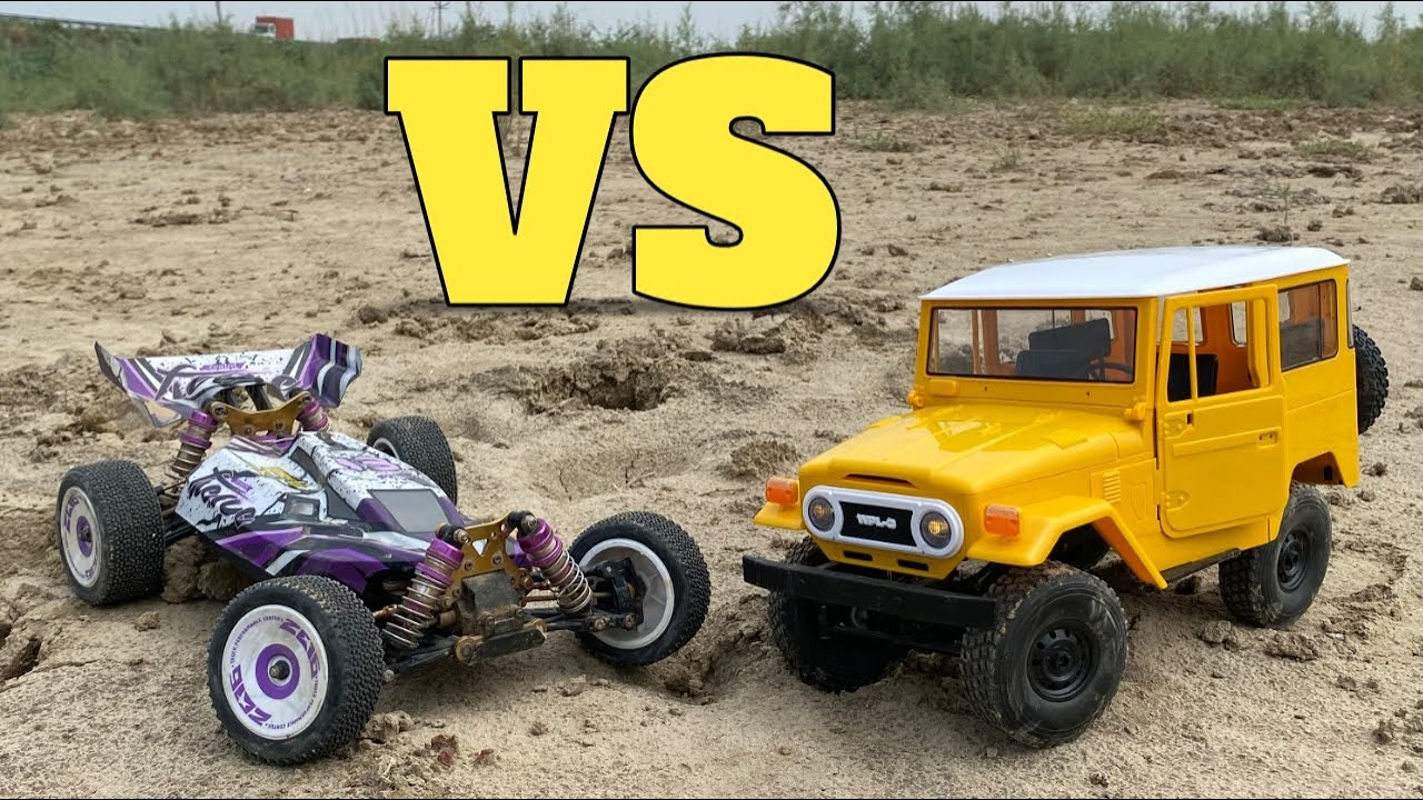Wltoys 124019 vs RC Toyota FJ40 Remote Control Car RC Jeep Car