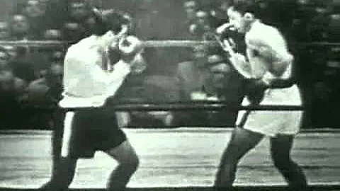 Carmen Basilio vs Tony DeMarco II (Fight of the Ye...