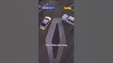 Bridge draws criticism over 90-degree bend | 9 News Australia