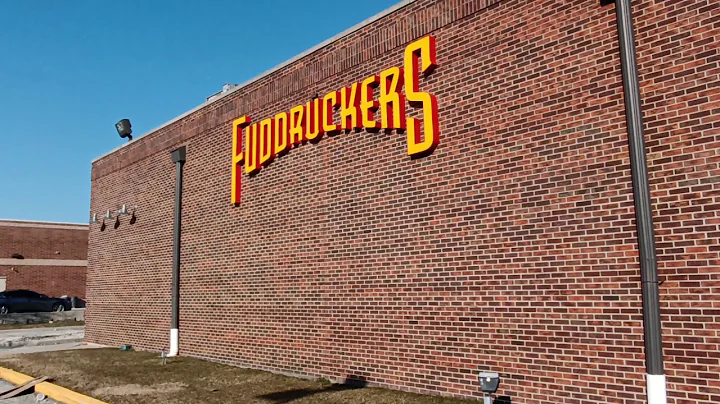 Abandoned Fuddruckers.  Matteson Where else?!