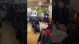 20 KIDS SANG AND SHOCKED 300 people in a luxury restaurant with « Vois sur ton chemin »