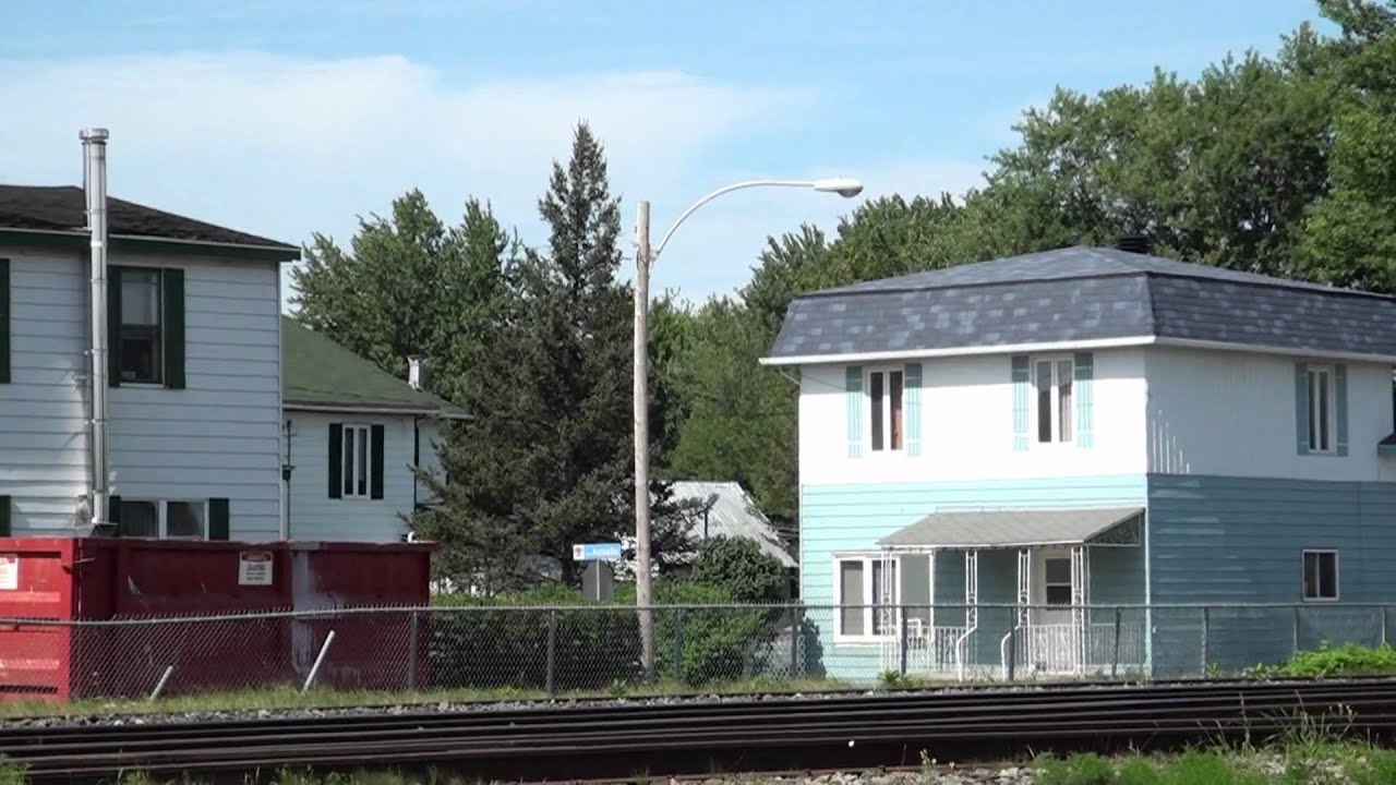 VIA 35 Coteau 20100812