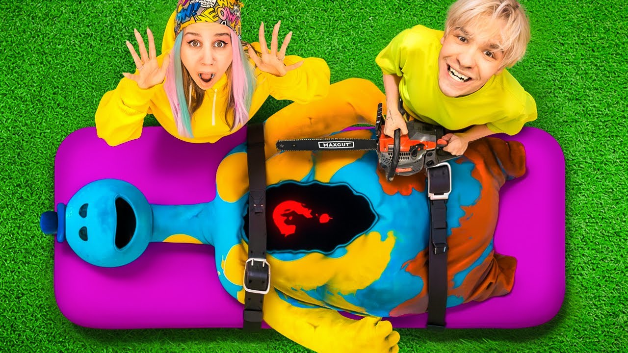 ΤΙ ΕΧΕΙ ΜΕΣΑ; ΚΟΒΟΥΜΕ ΤΟΝ ΠΡΑΓΜΑΤΙΚΟ DOEY THE DOUGHMAN ΣΤΙΣ 3 ΤΑ ΞΗΜΕΡΩΜΑΤΑ!!