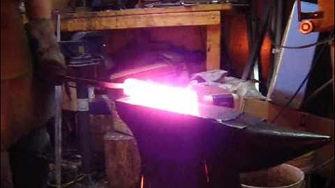 Pattern Welding Tutorial - Part 2 - Drawing out the billet after the initial weld