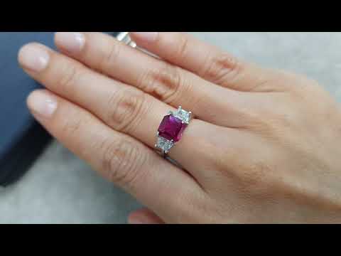 Pigeon's blood red ruby in octagon cut 2.02 ct, Mozambique Video  № 3