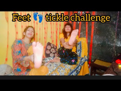 FEET 👣 TICKLING CHALLENGE || TICKLE CHALLENGE || FUNNY CHALLENGE || FUNNY VIDEO || FAHMEEN ||FARHEEN