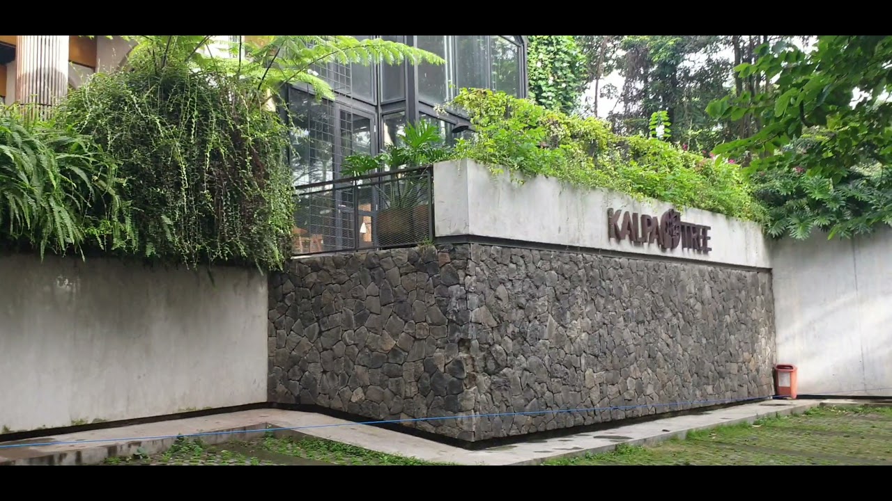 Resto Cafe Romantis Di Ciumbuleuit Bandung