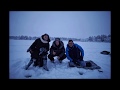 Иностранцы на зимней рыбалке