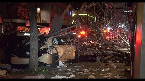 Benz Crashes Scaffolding, Driver Arrested, Friends Mad at Cops, Louis Vuitton in Trunk / Manhattan