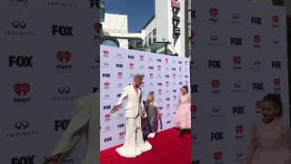 #PINK has the best dates at the #iHeartRadioMusicAwards: Her kids ❤️