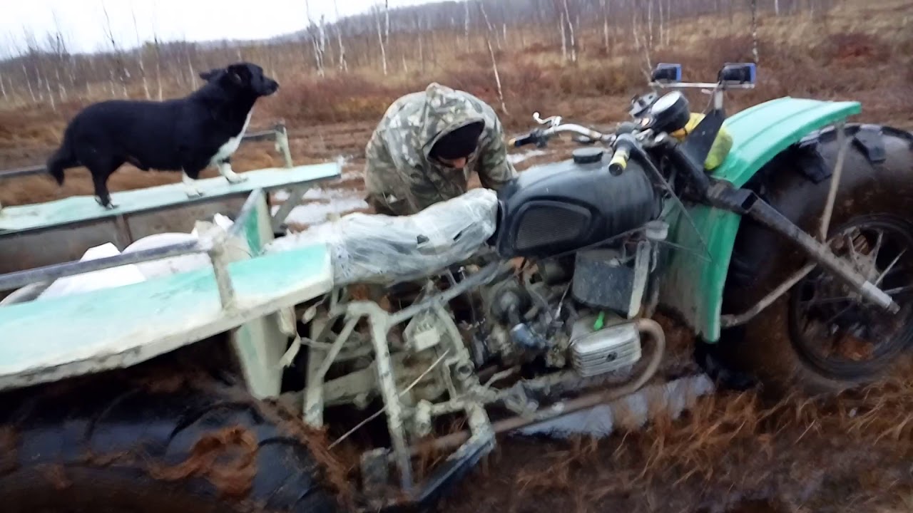 Авто в болоте