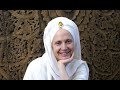 LA VOZ QUE SANA. Snatam  Kaur. Entrevista y meditación.