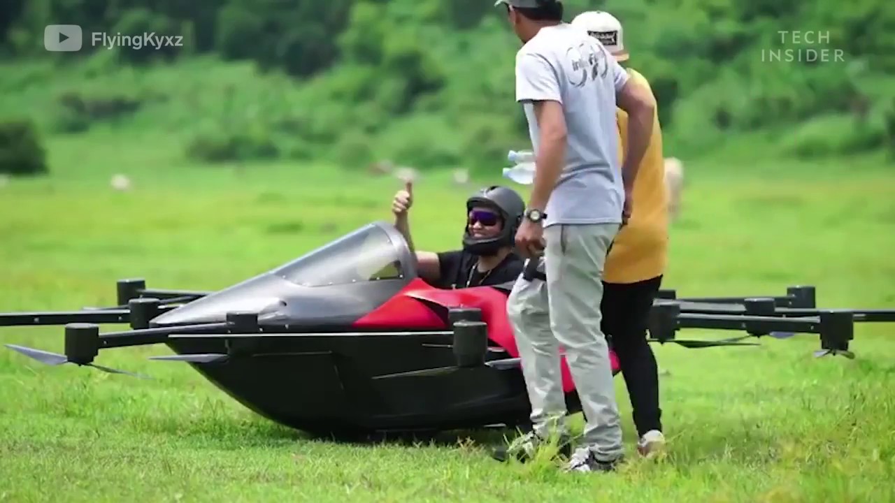 Дрон поднимут. Квадрокоптер для человека. Дрон поднимут. Mavic 3 pro вид снизу. Квадрокоптер для человека.