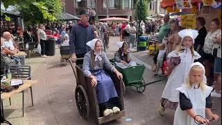 Optocht Oud Veluwse Markt - Youtube