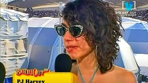 PJ Harvey - Kylie Minogue, she